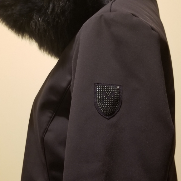 M.Miller - Picture 3 of 14